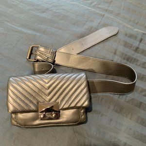AQUA Skinny V Quilt Belt Bag